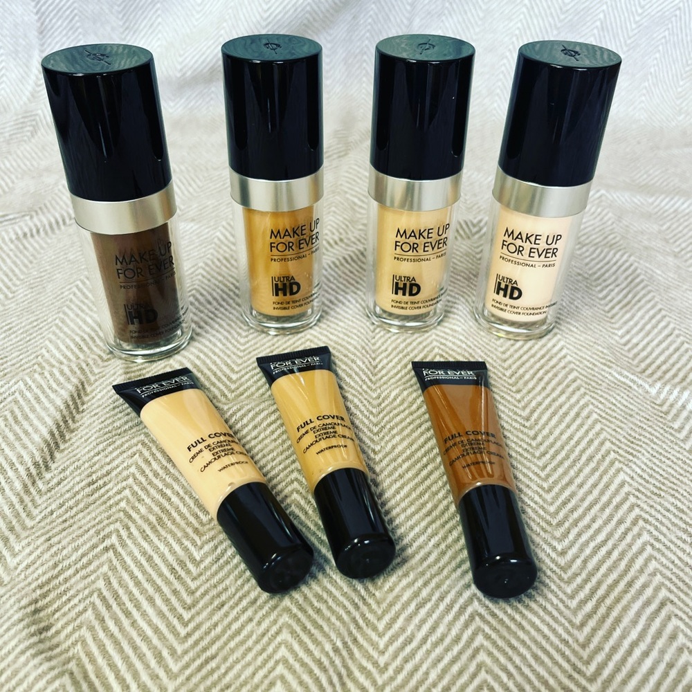 Each one used once as tester. In very good condition. No packaging